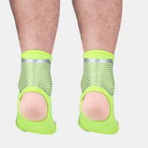 A Pair Sports Ankle Support Compression Ankle Socks Outdoor Basketball Football Mountaineering Protective Gear, Size: M(Fluorescent Green)