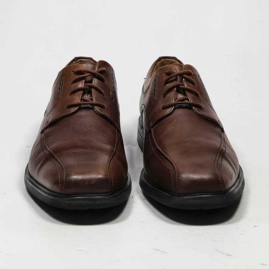 Clarks Unstructured Formal Lace Ups Leather Brown Colour For Men