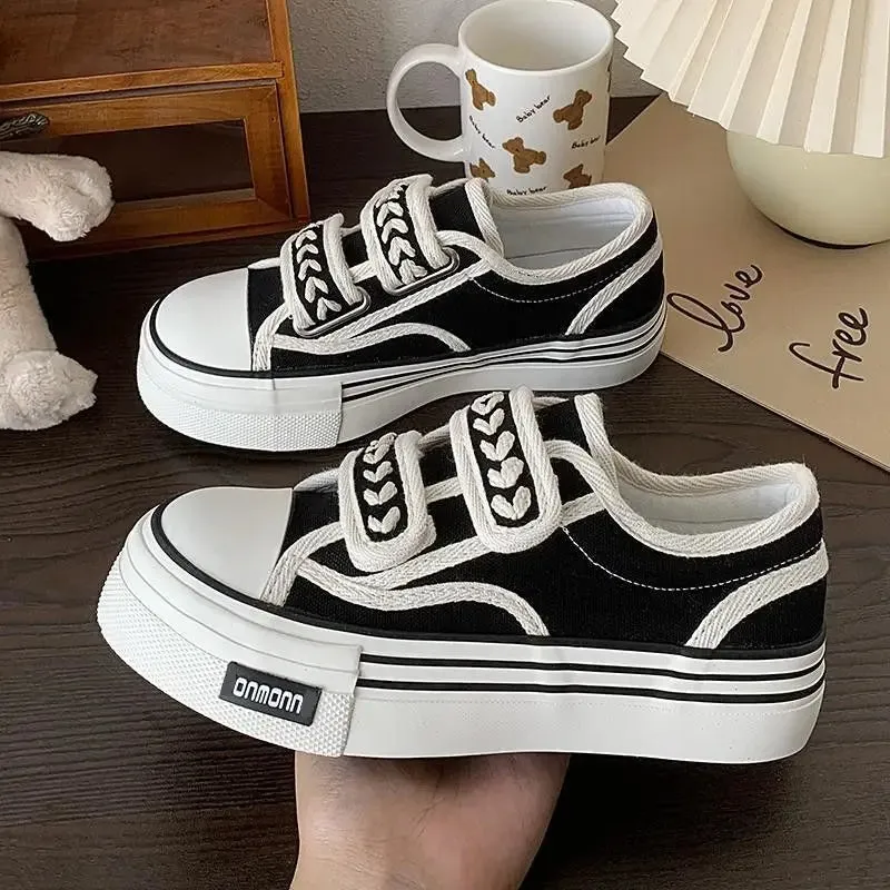 Hnzxzm Female Footwear Canvas High On Platform Women's Shoes Low Black Walking Y2k Fashion 2024 New With Stylish Casual Original