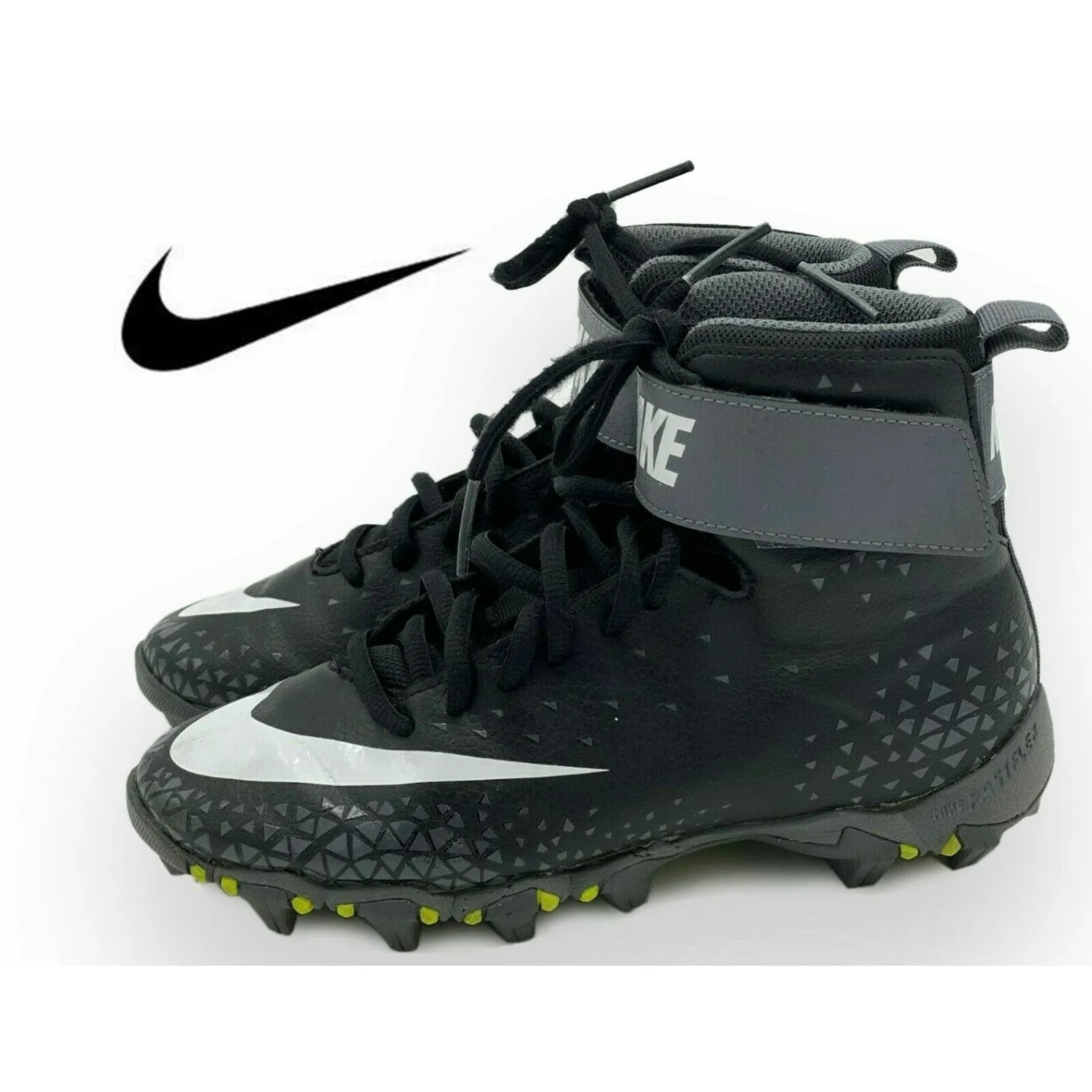 IN1013Nike Force Savage Shark Football Cleat Youth - Size 3Y