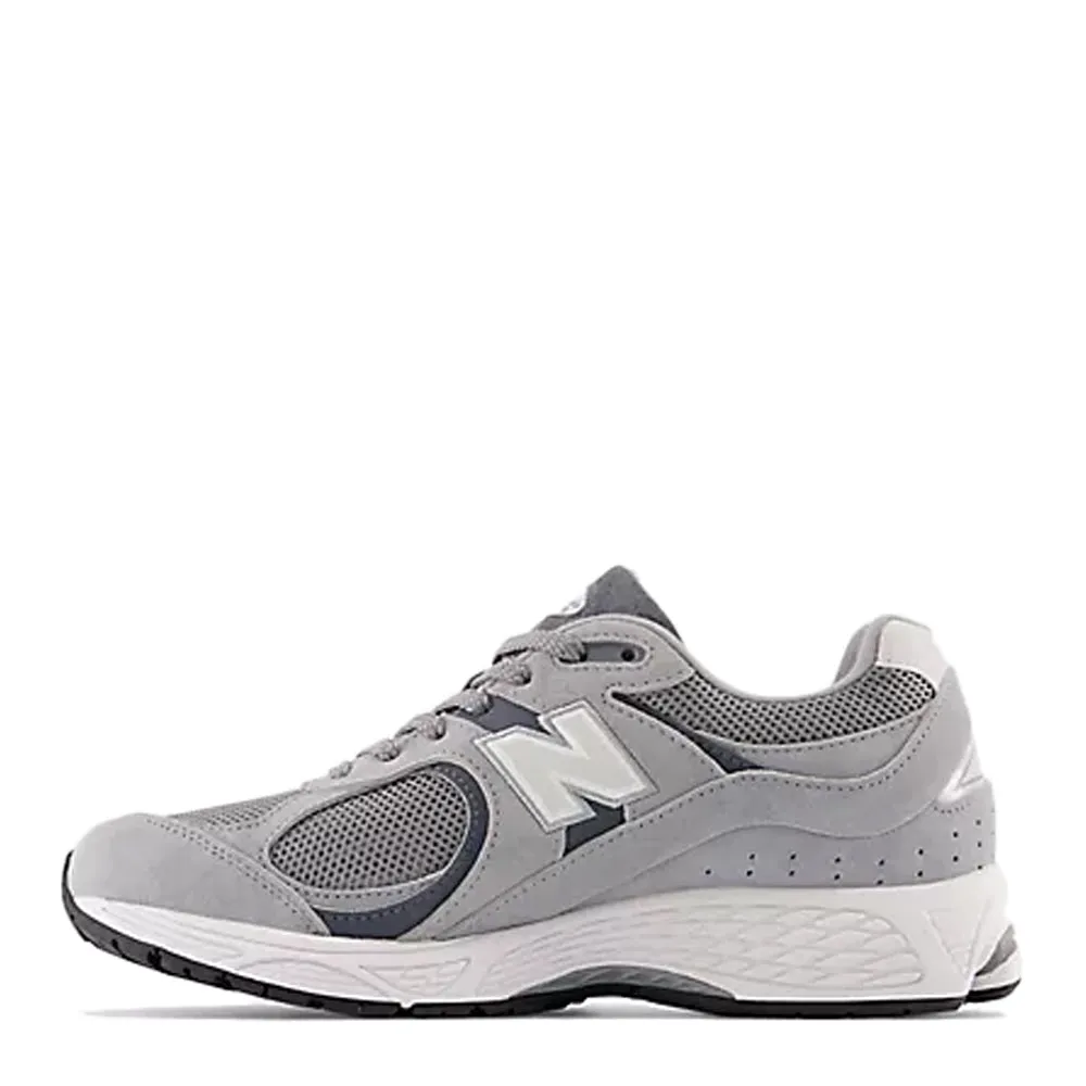 New Balance Men's 2002R Shoes