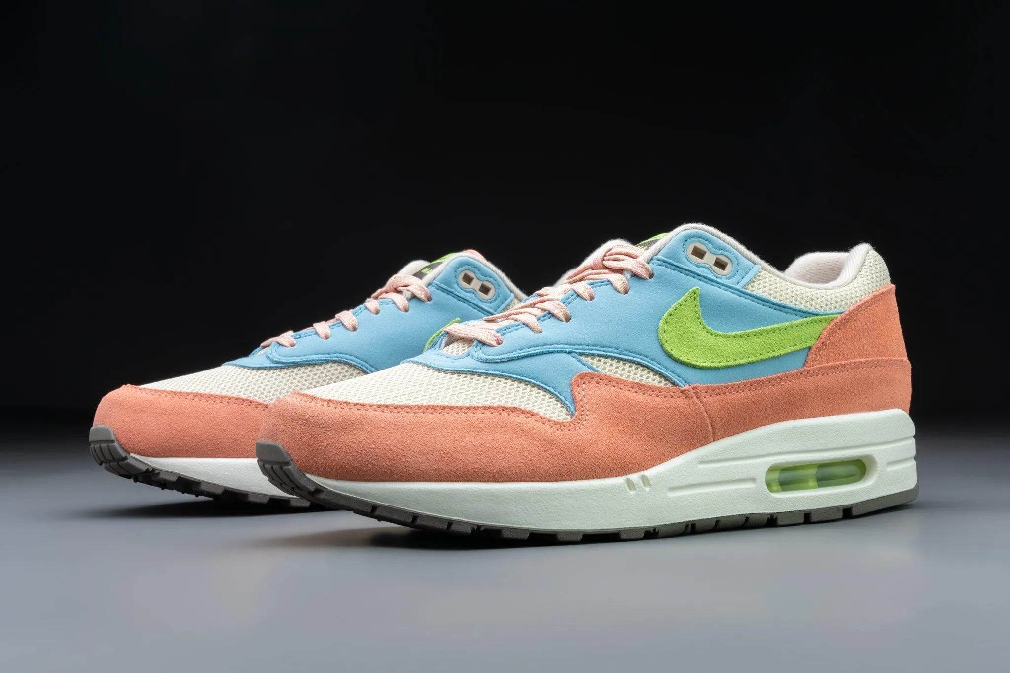 Nike Air Max 1 Light Madder Root Worn Blue