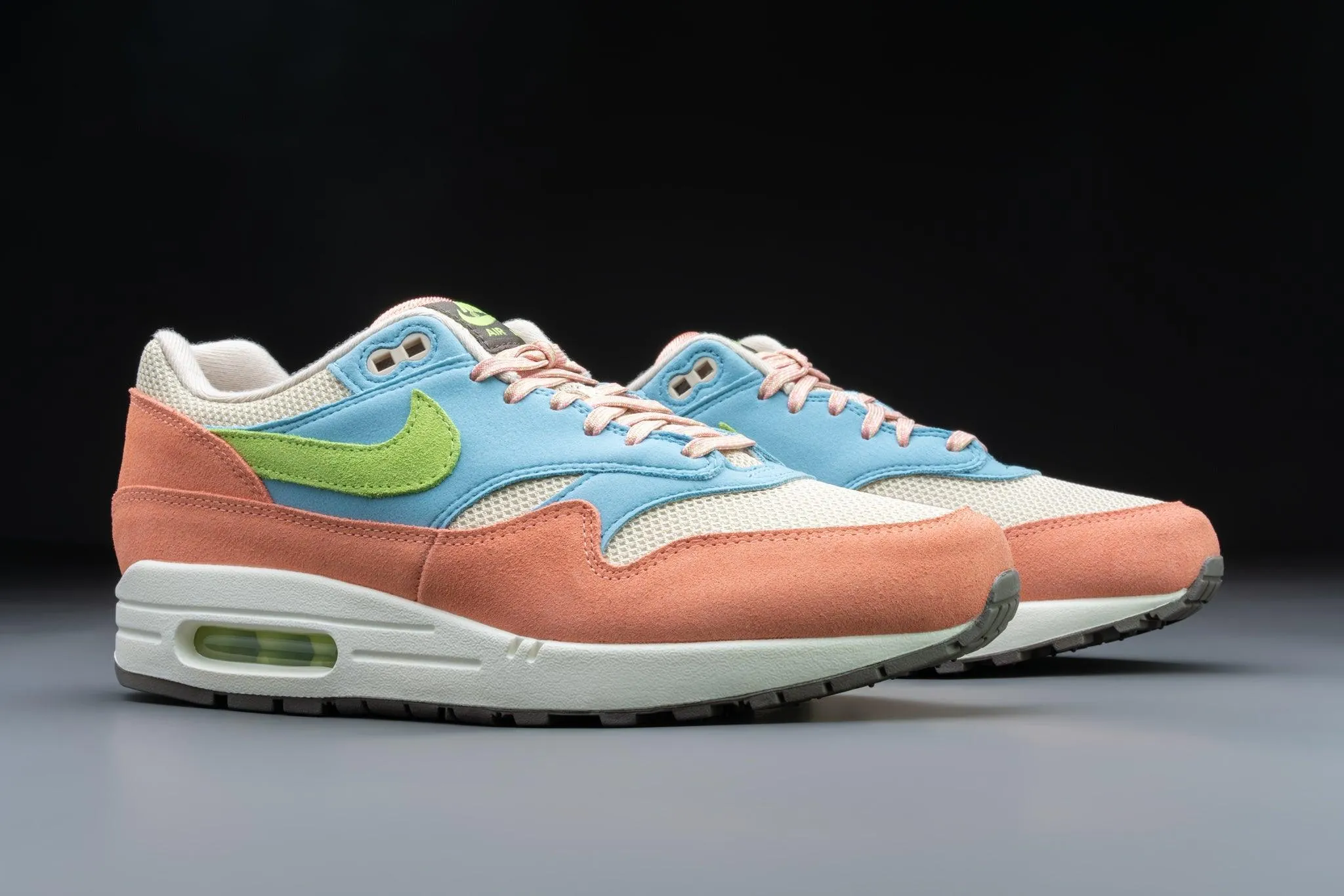 Nike Air Max 1 Light Madder Root Worn Blue