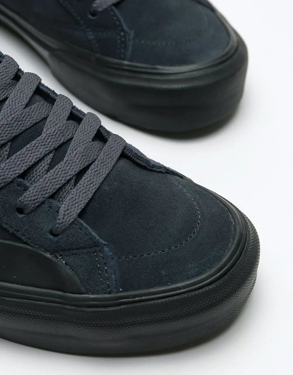 Straye Logan Skate Shoes - Carbon Suede