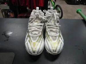 Used Adidas Freak Spark 23 Size 4 Cleats